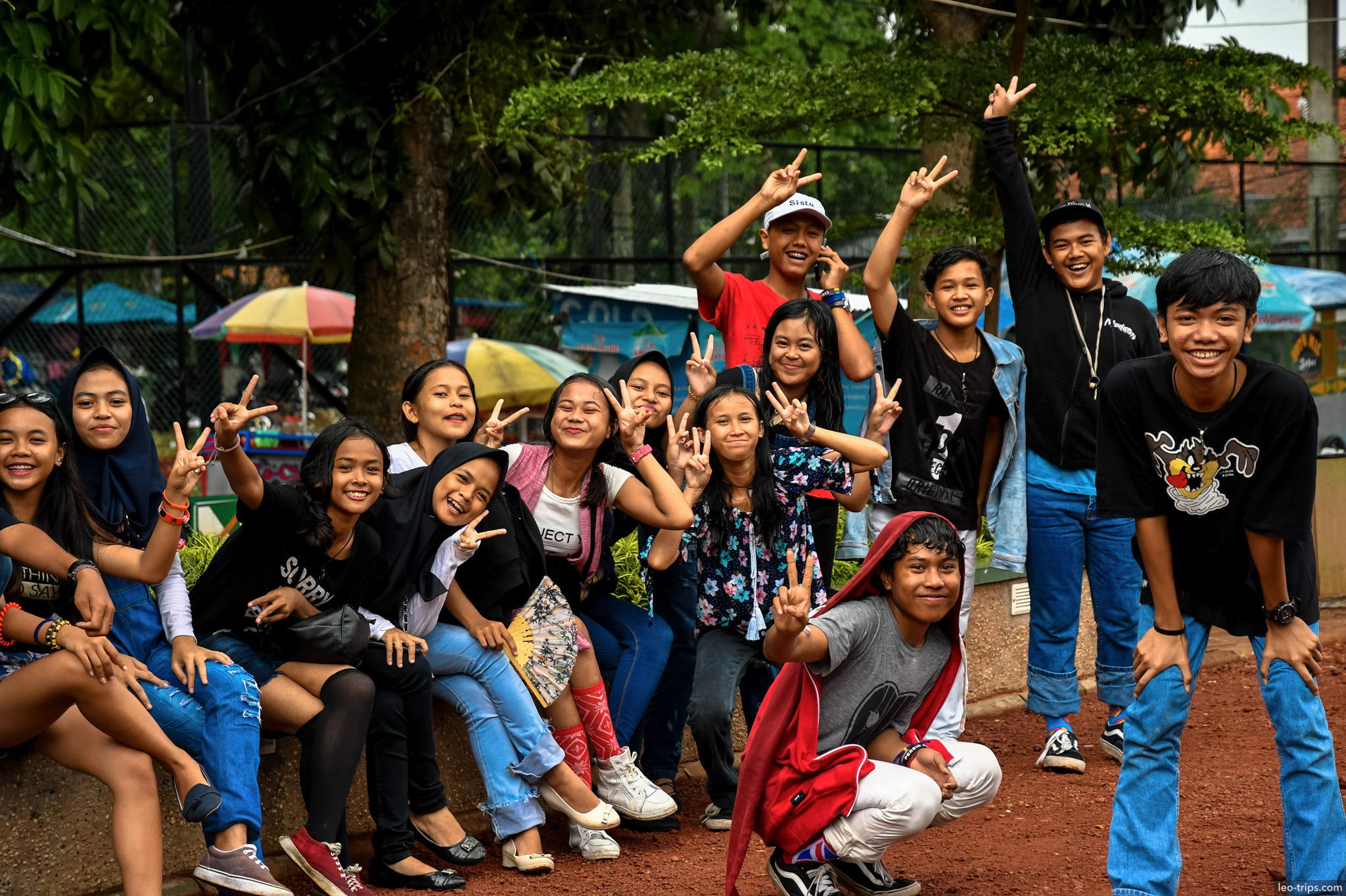 teenagers group photo peace signs bogor bogor