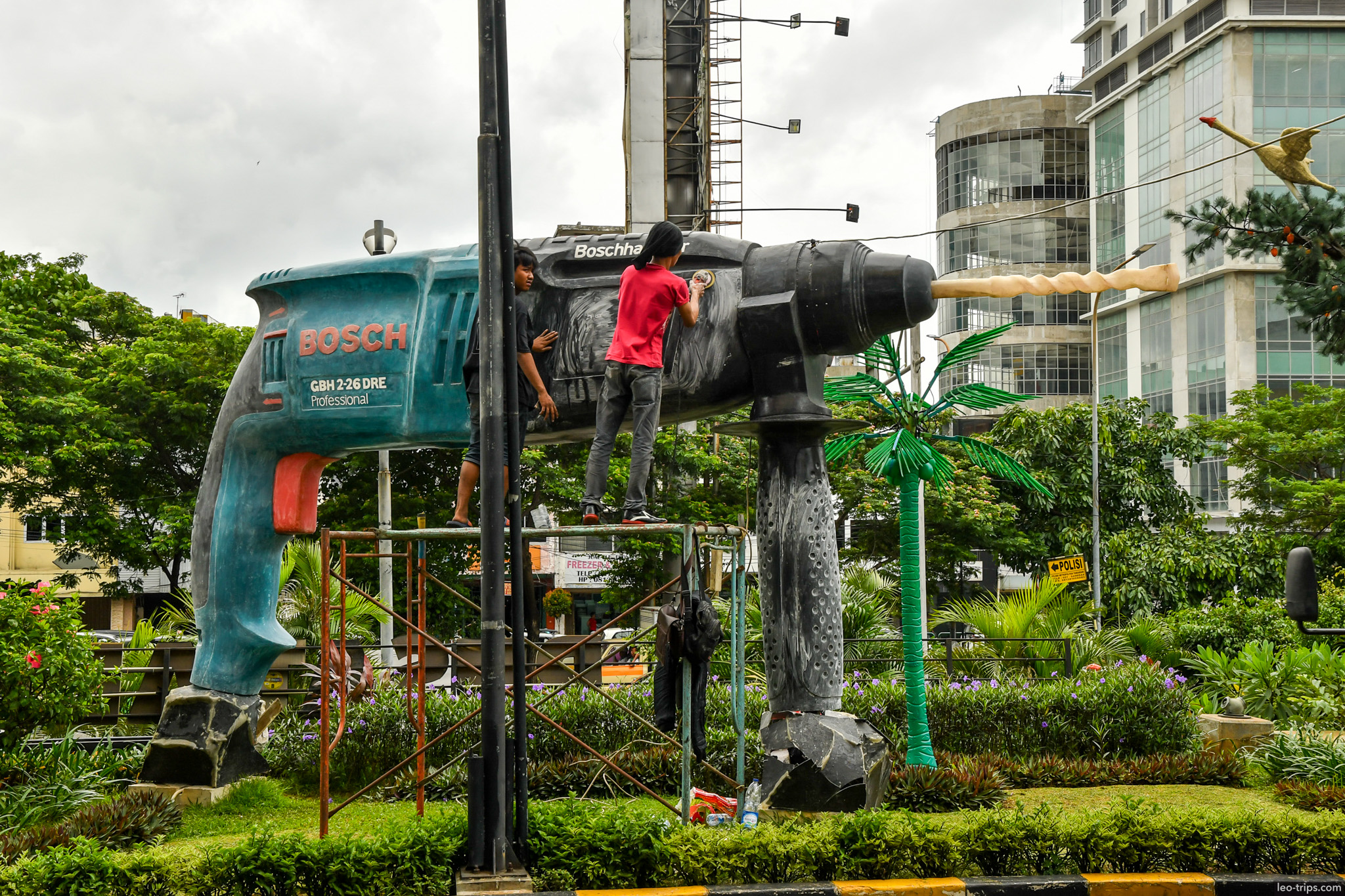 giant power drill sculpture roundabout jakarta jakarta
