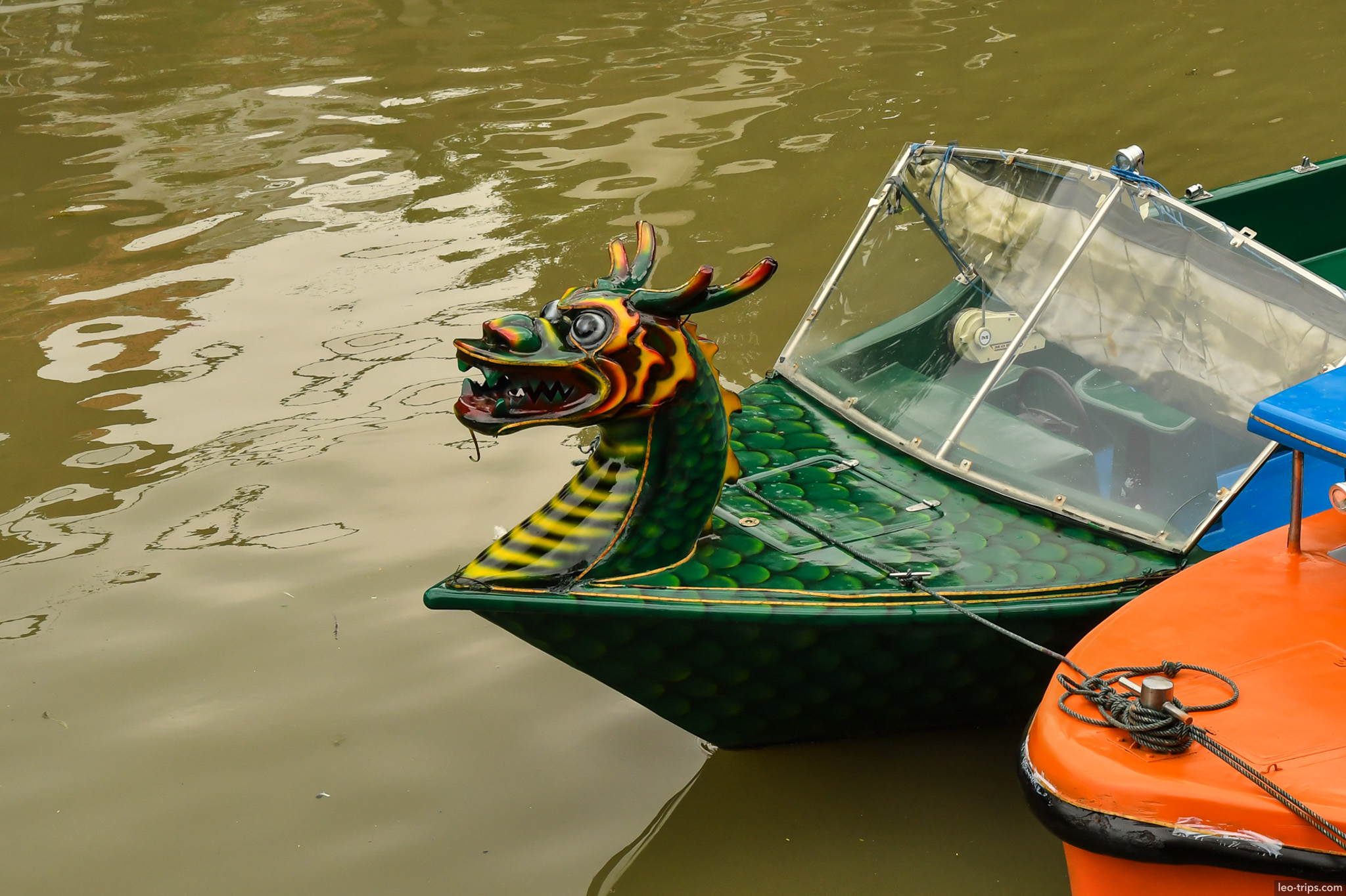 dragon head boat bow kalimas river closeup surabaya