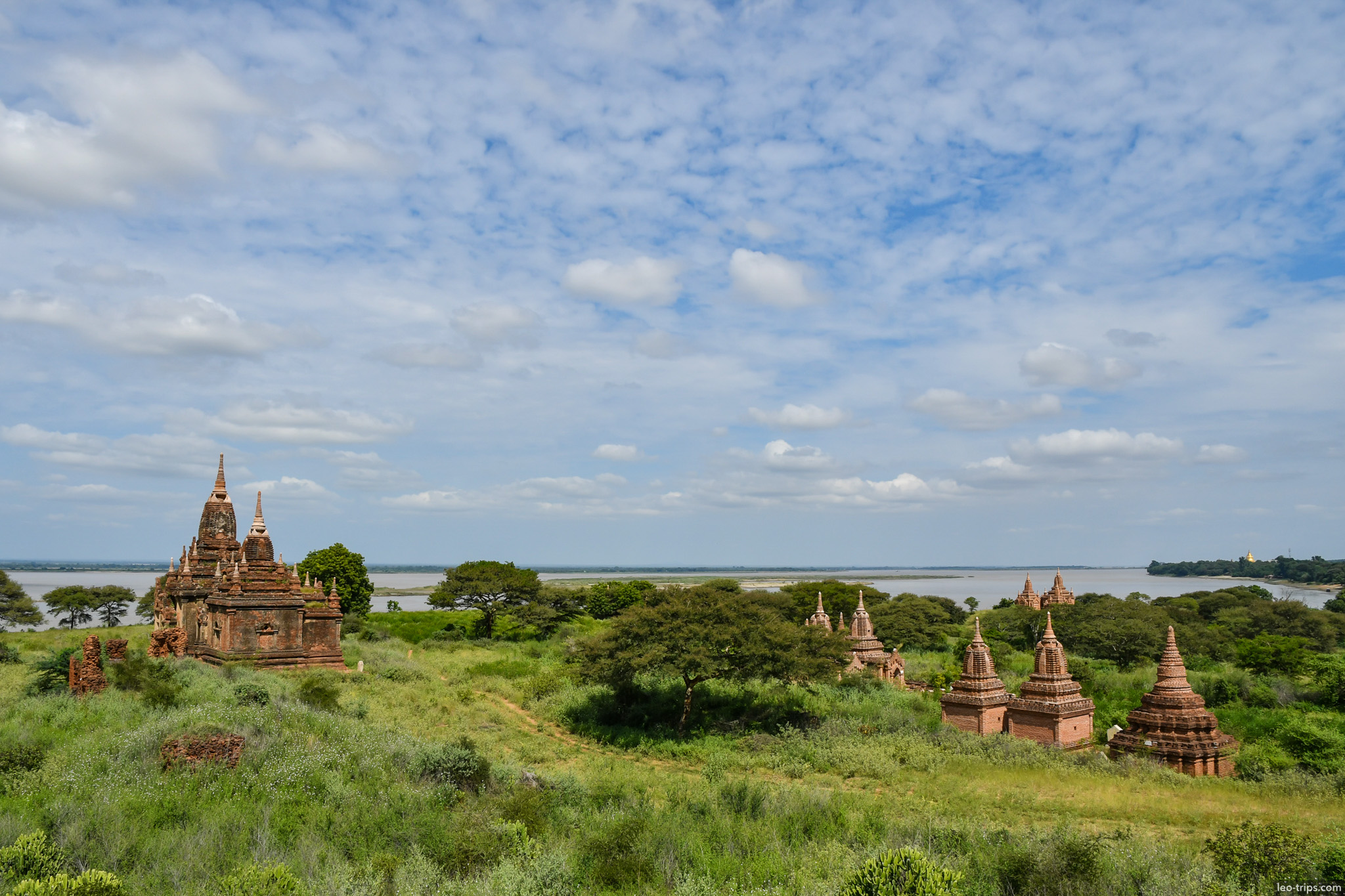temples scattered across plain irrawaddy view bagan bagan