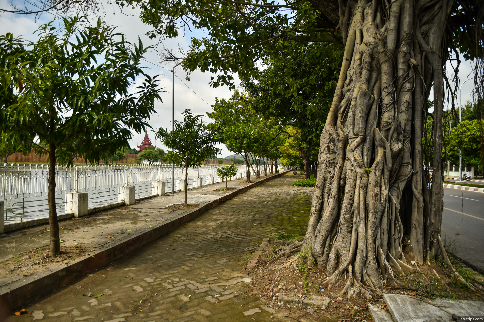 banyan tree mandalay palace moat promenade mandalay