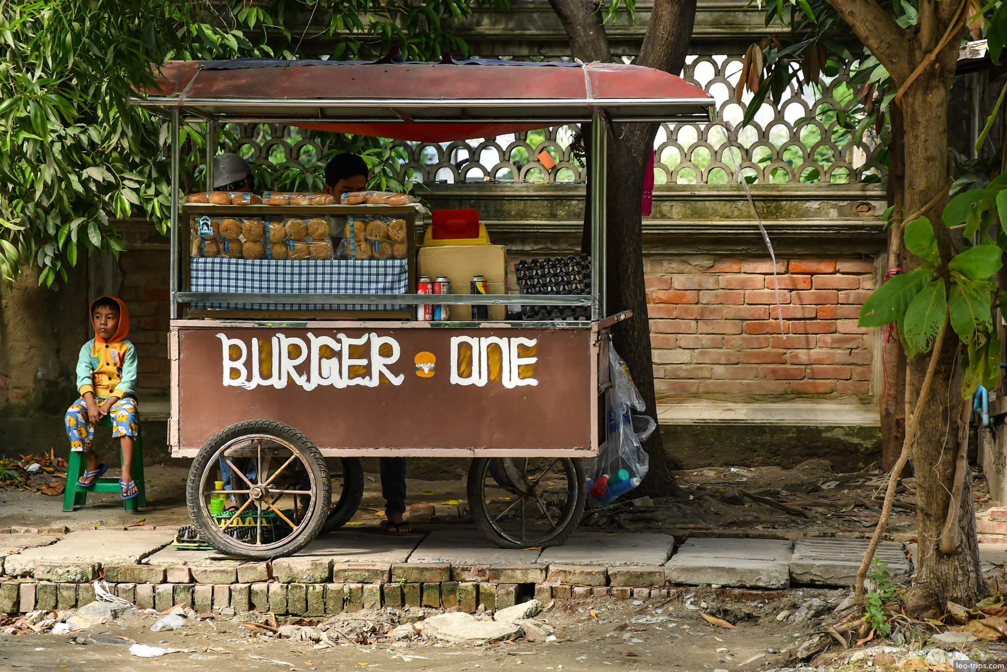 burger one street food cart mandalay mandalay