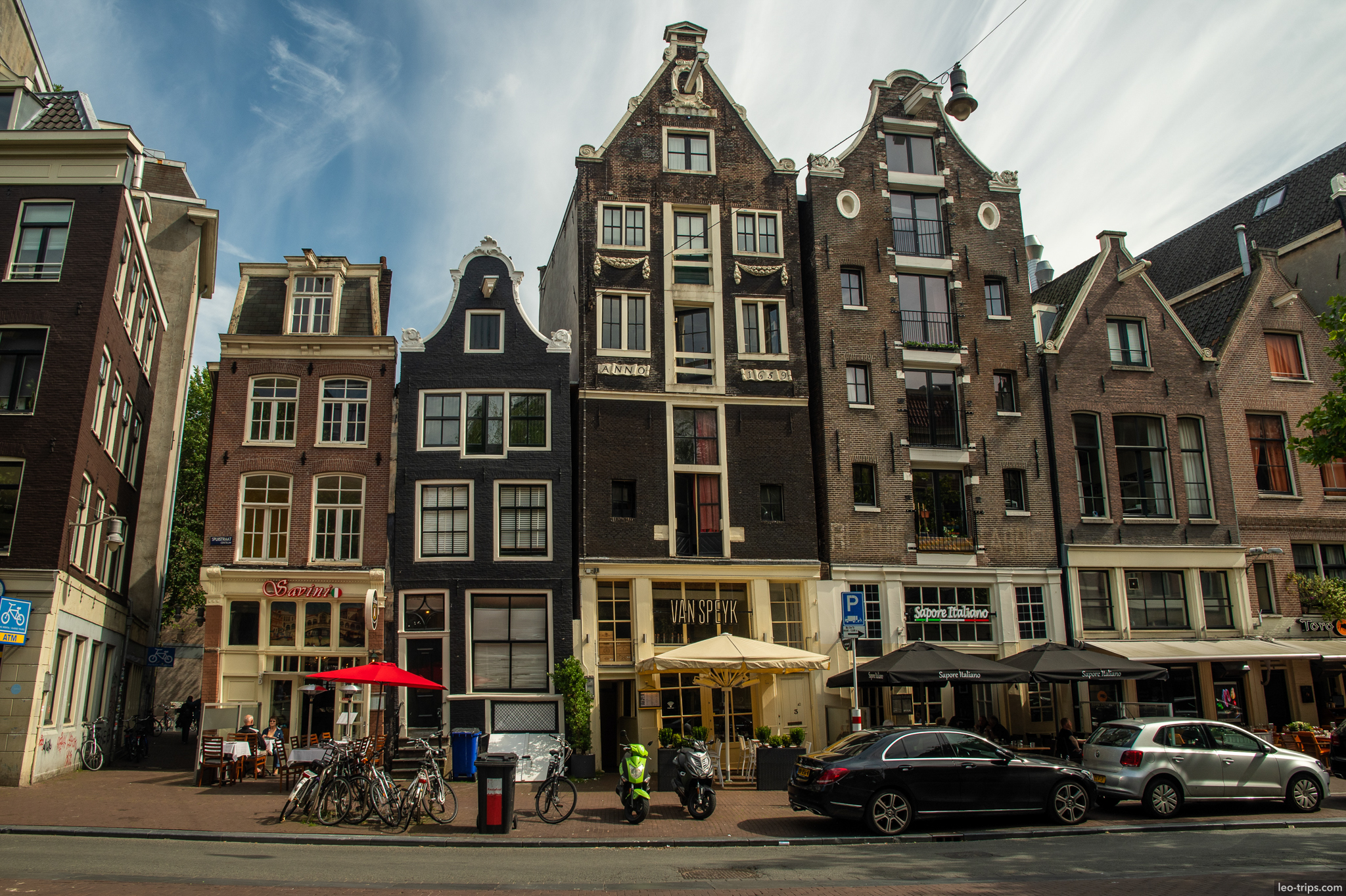 amsterdam historic gabled houses van spryk amsterdam