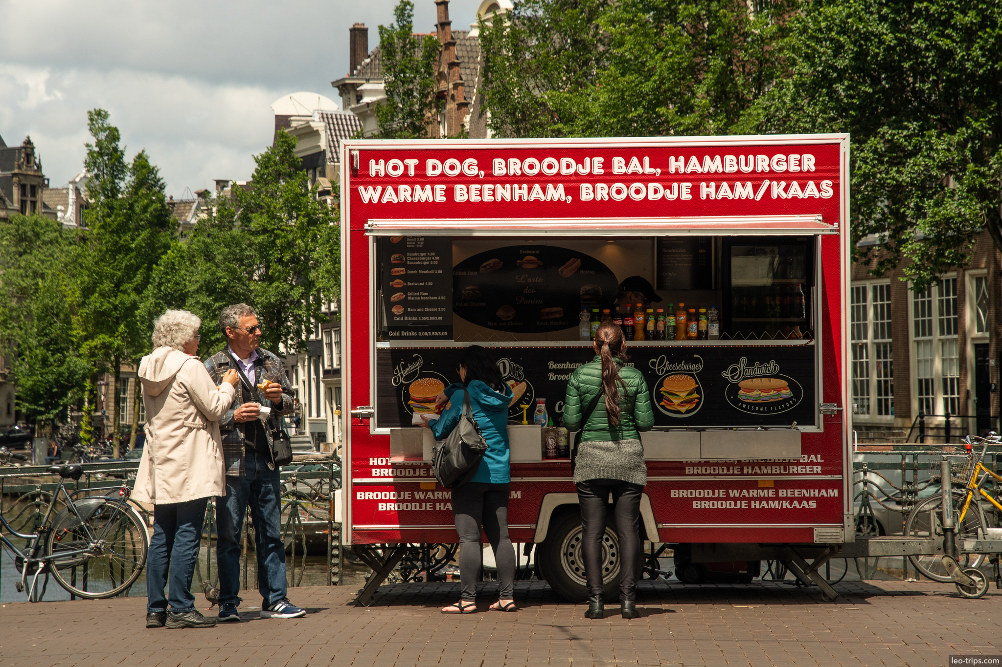 dutch hotdog food truck broodje amsterdam canal amsterdam
