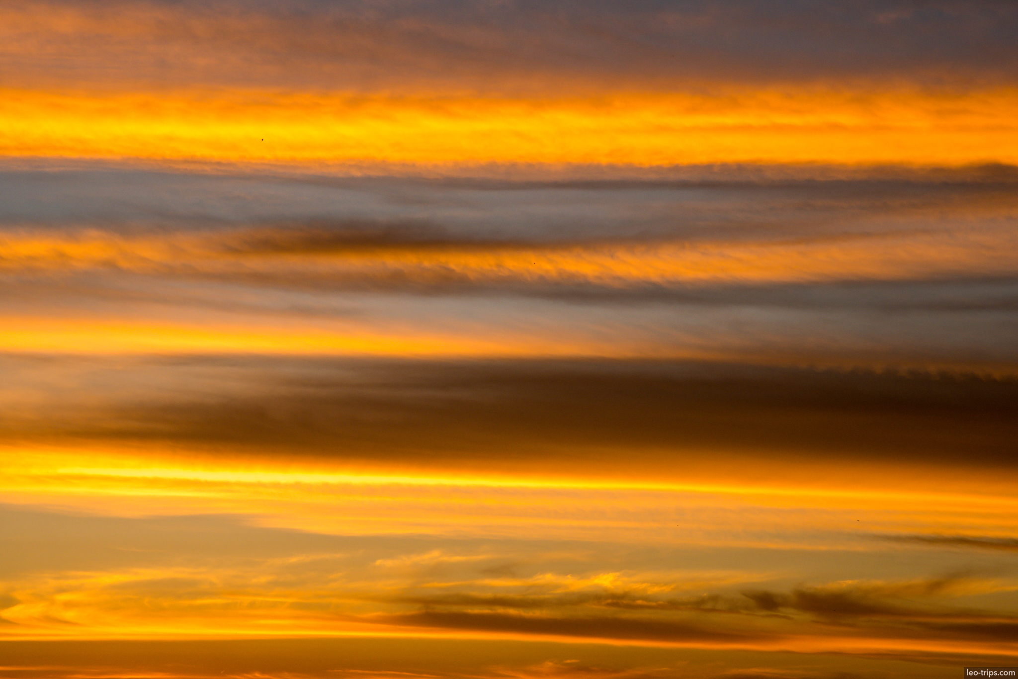arequipa golden sunset layered clouds sky arequipa