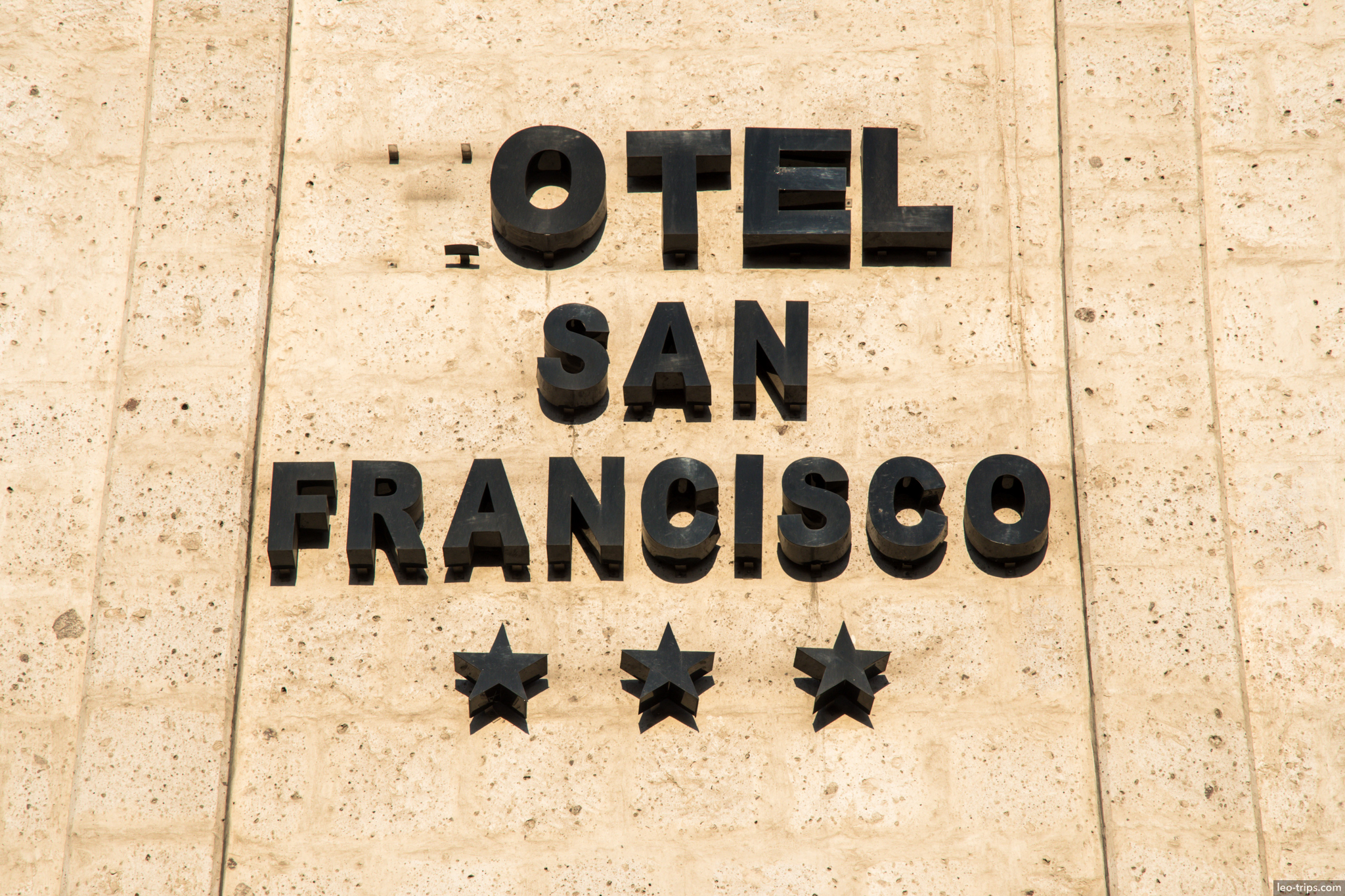 hotel san francisco sign missing h arequipa arequipa