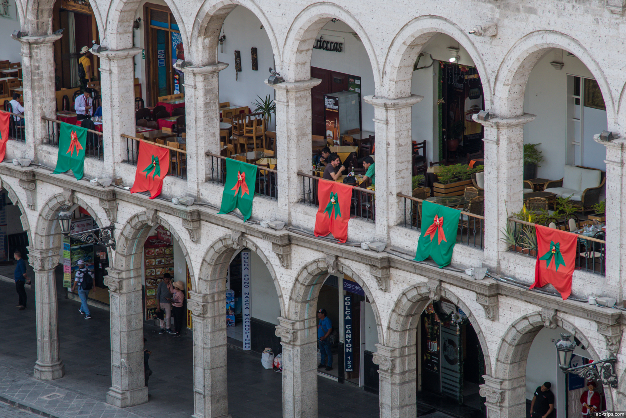 portal de flores arcades plaza armas arequipa arequipa