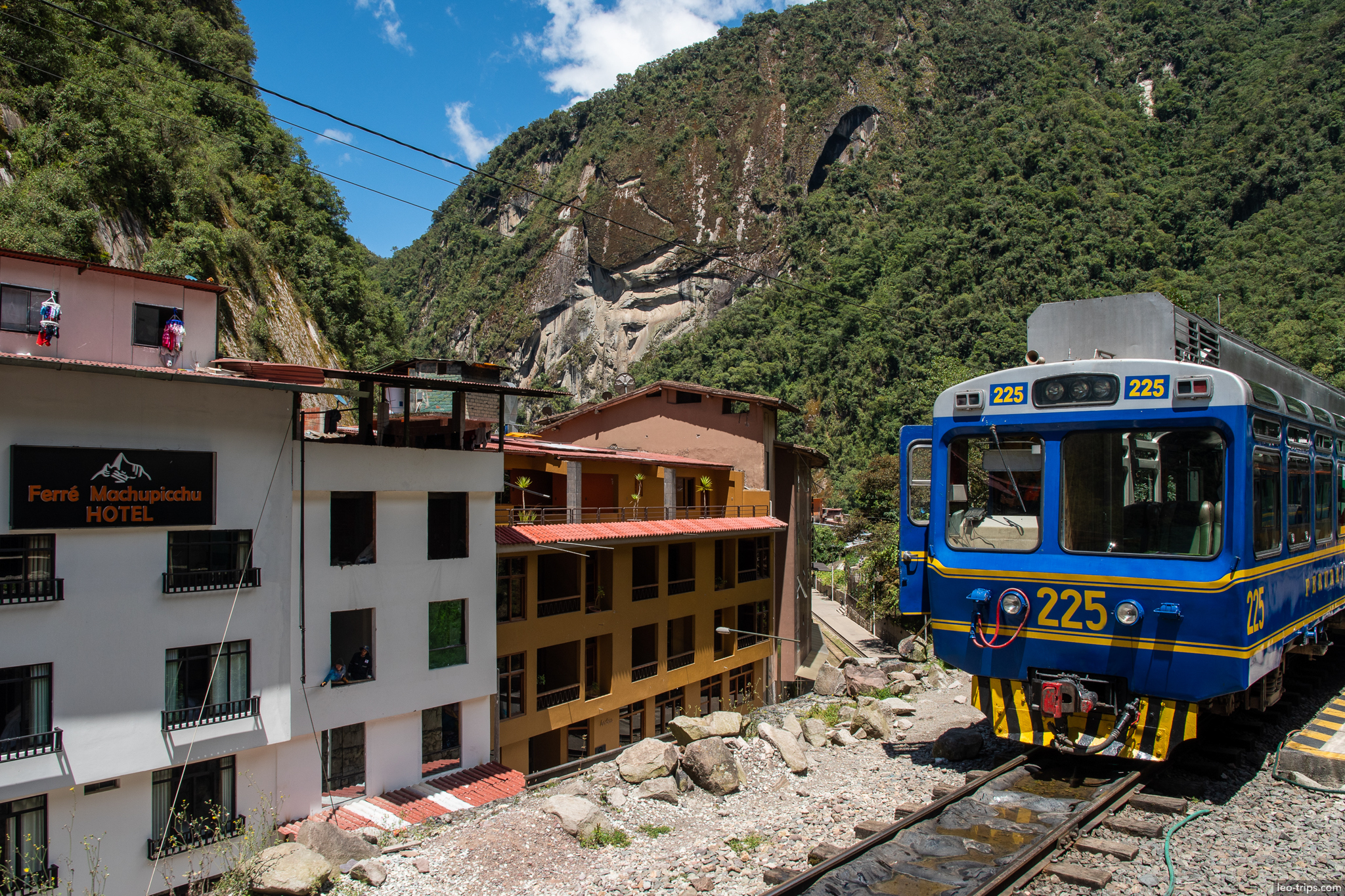 aguas calientes peru rail station town around aguas calientes