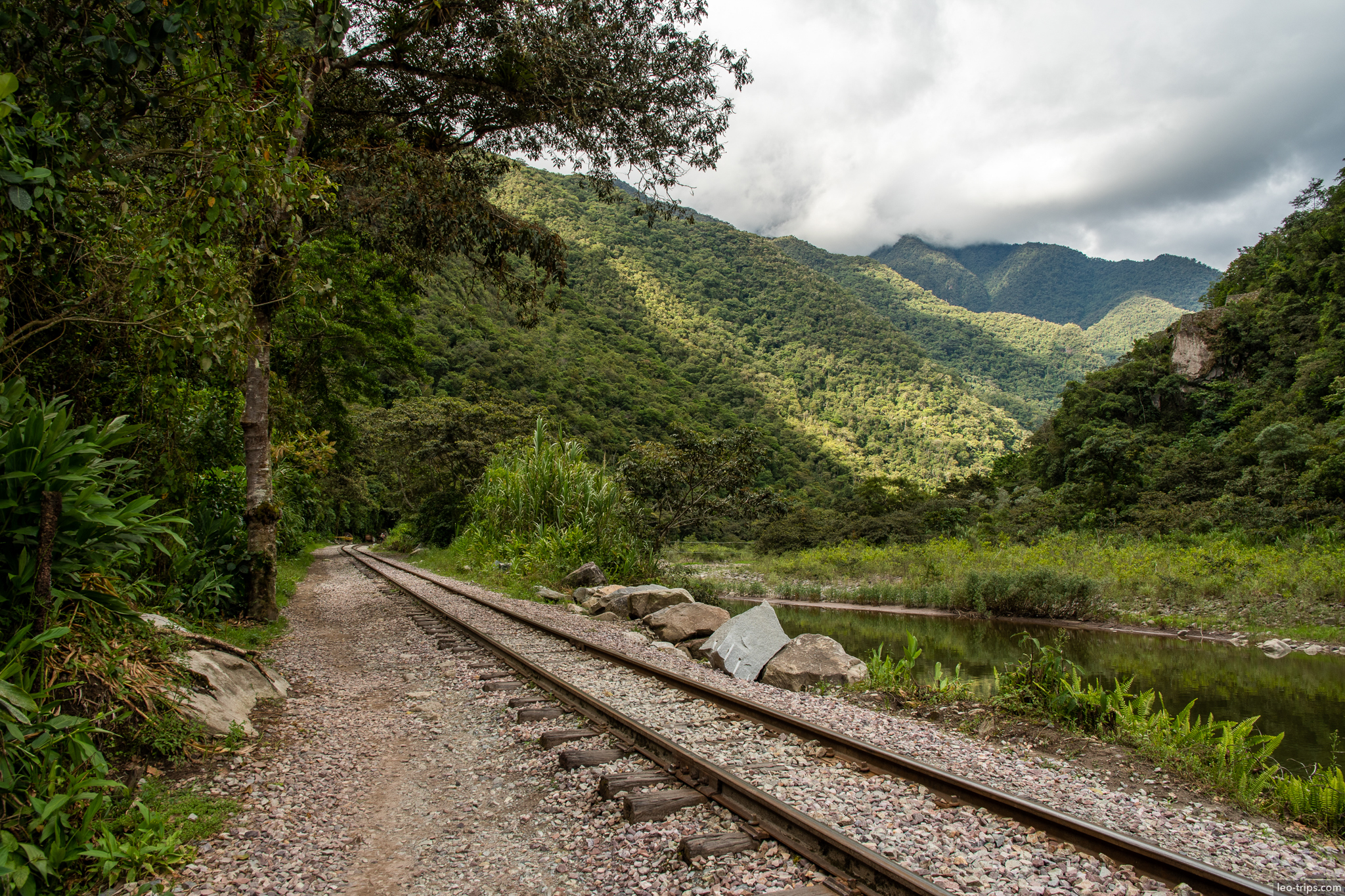hidroelectrica trail railway river pond jungle around aguas calientes