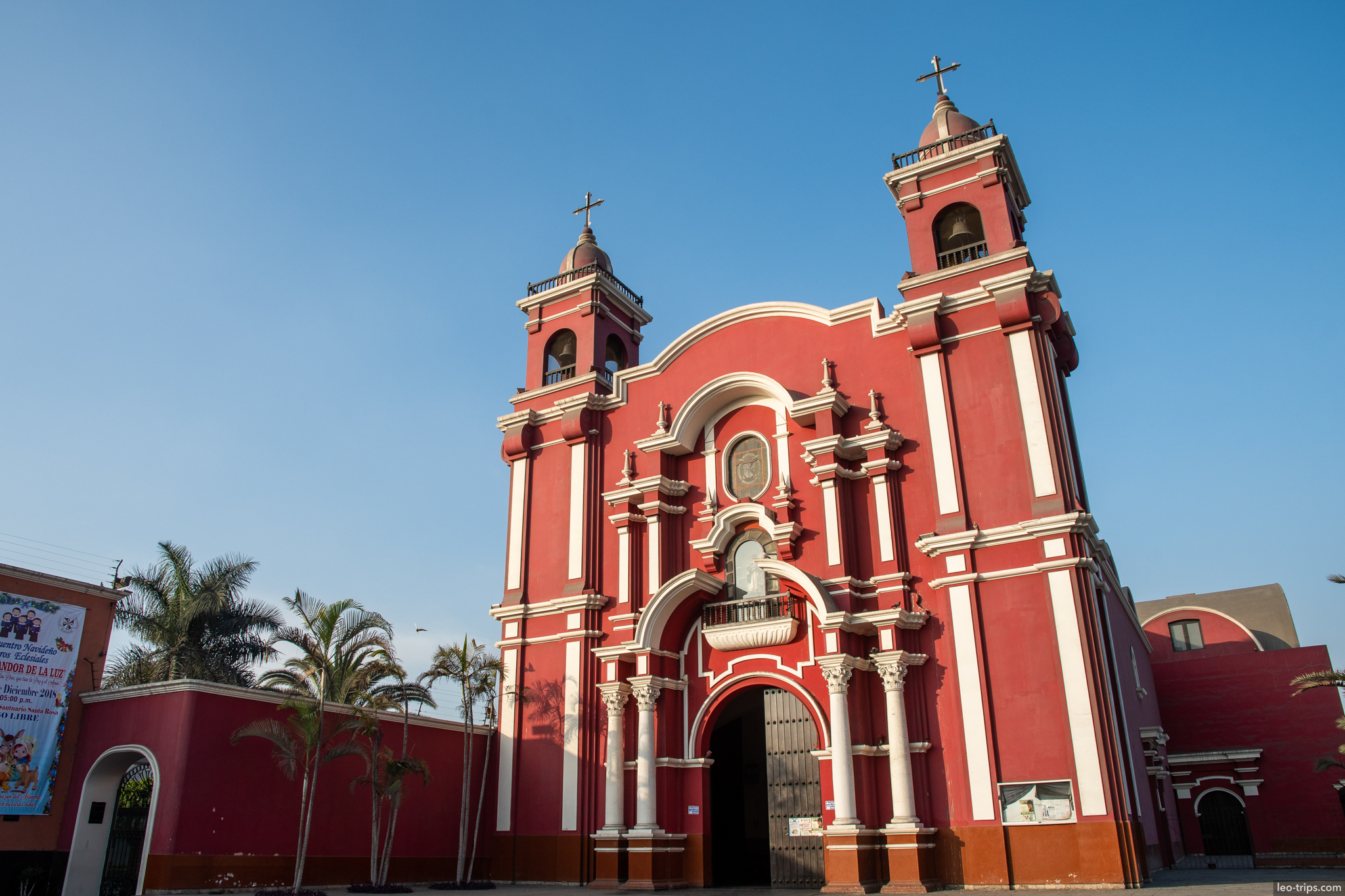 iglesia santa rosa de lima facade lima