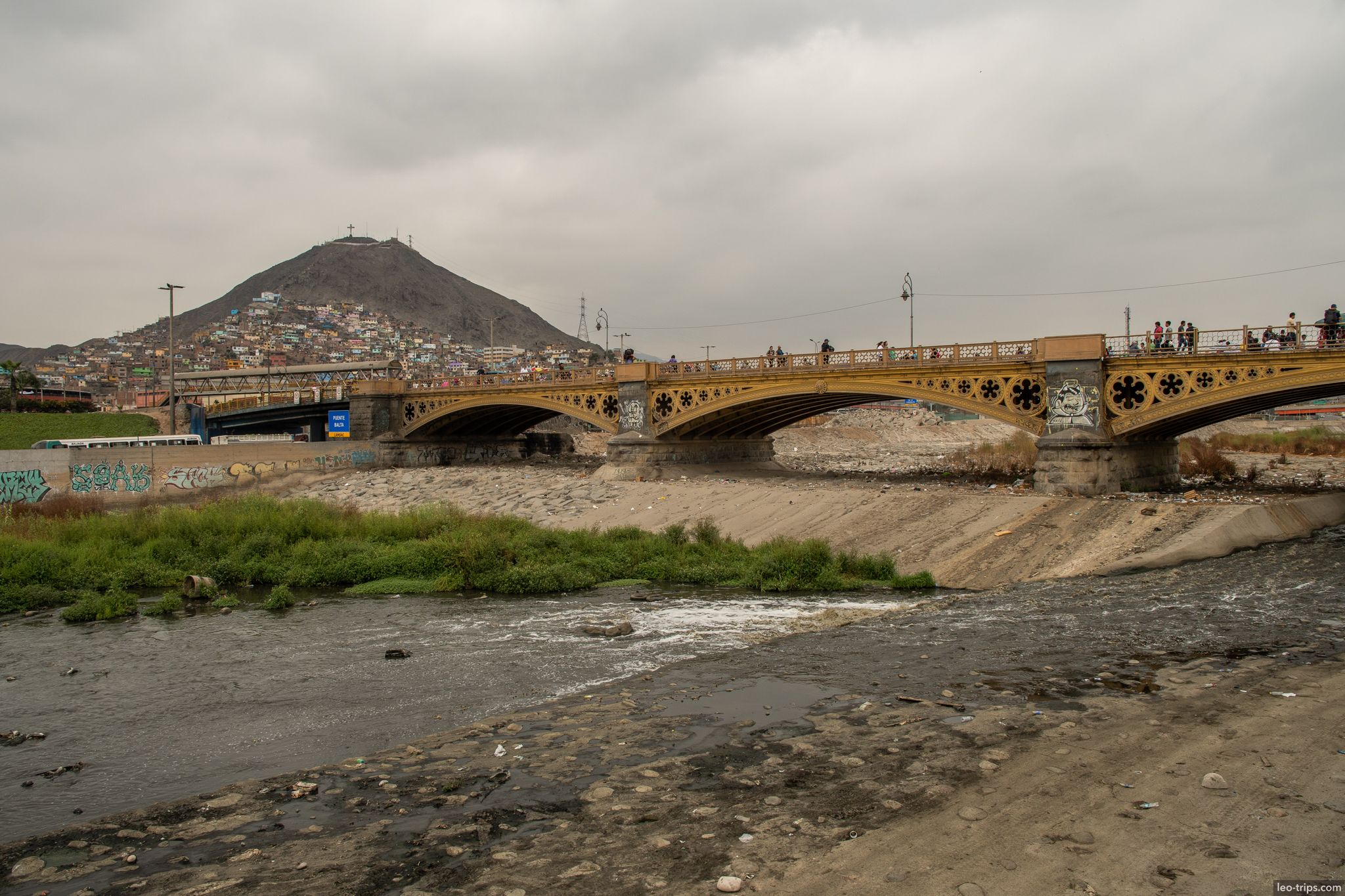 puente rio rimac cerro san cristobal view lima