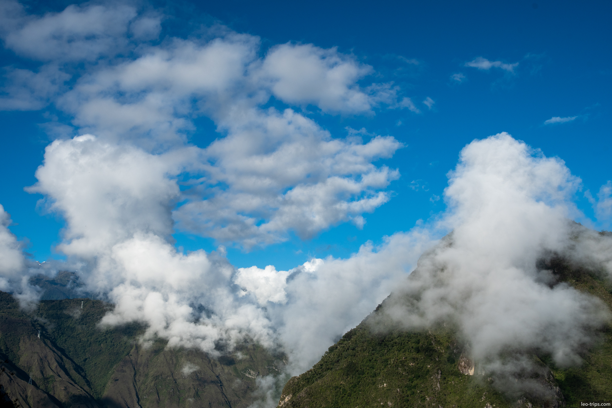 andean clouds mountain valley machu picchu