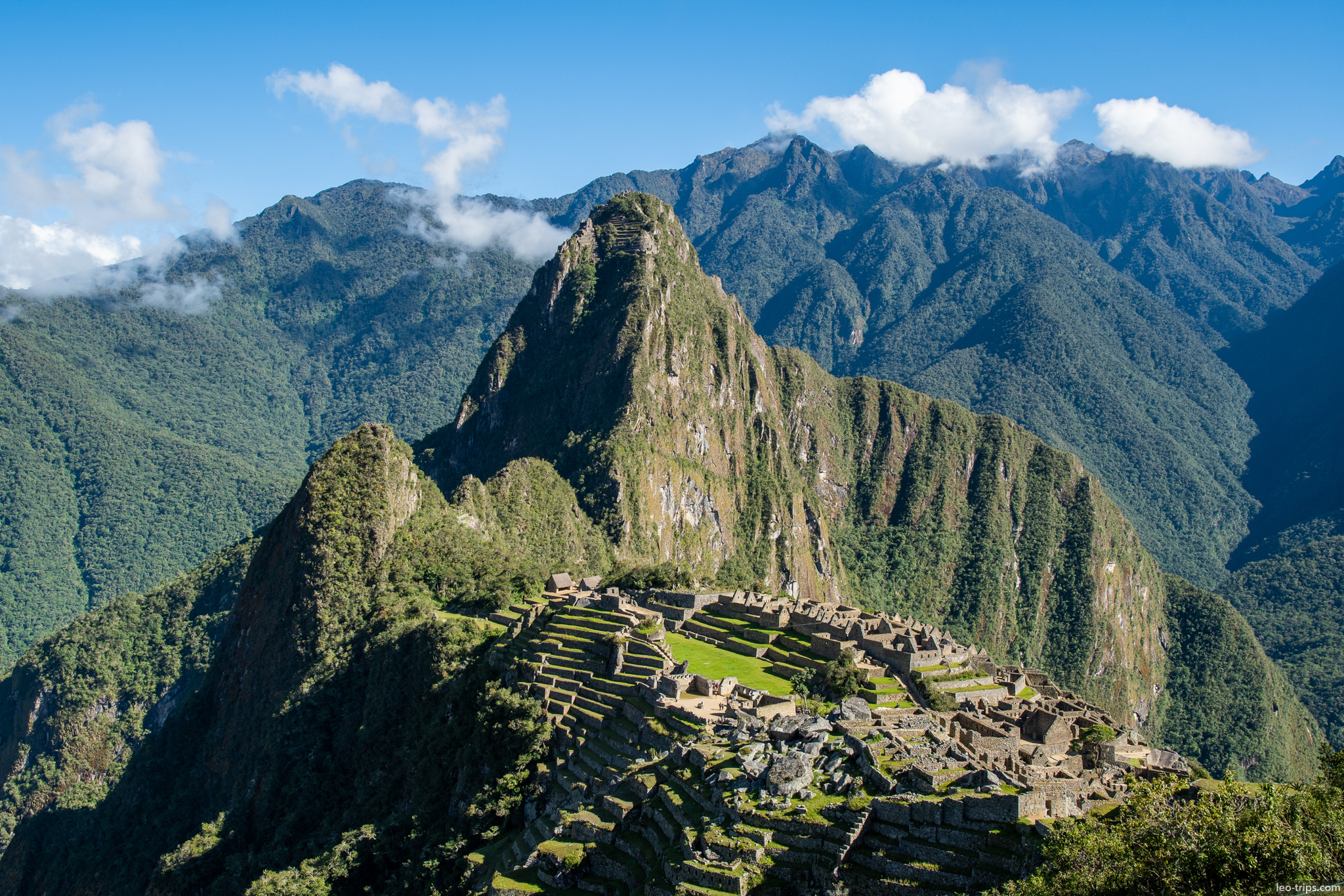 machu picchu classic panorama huayna picchu mountain machu picchu