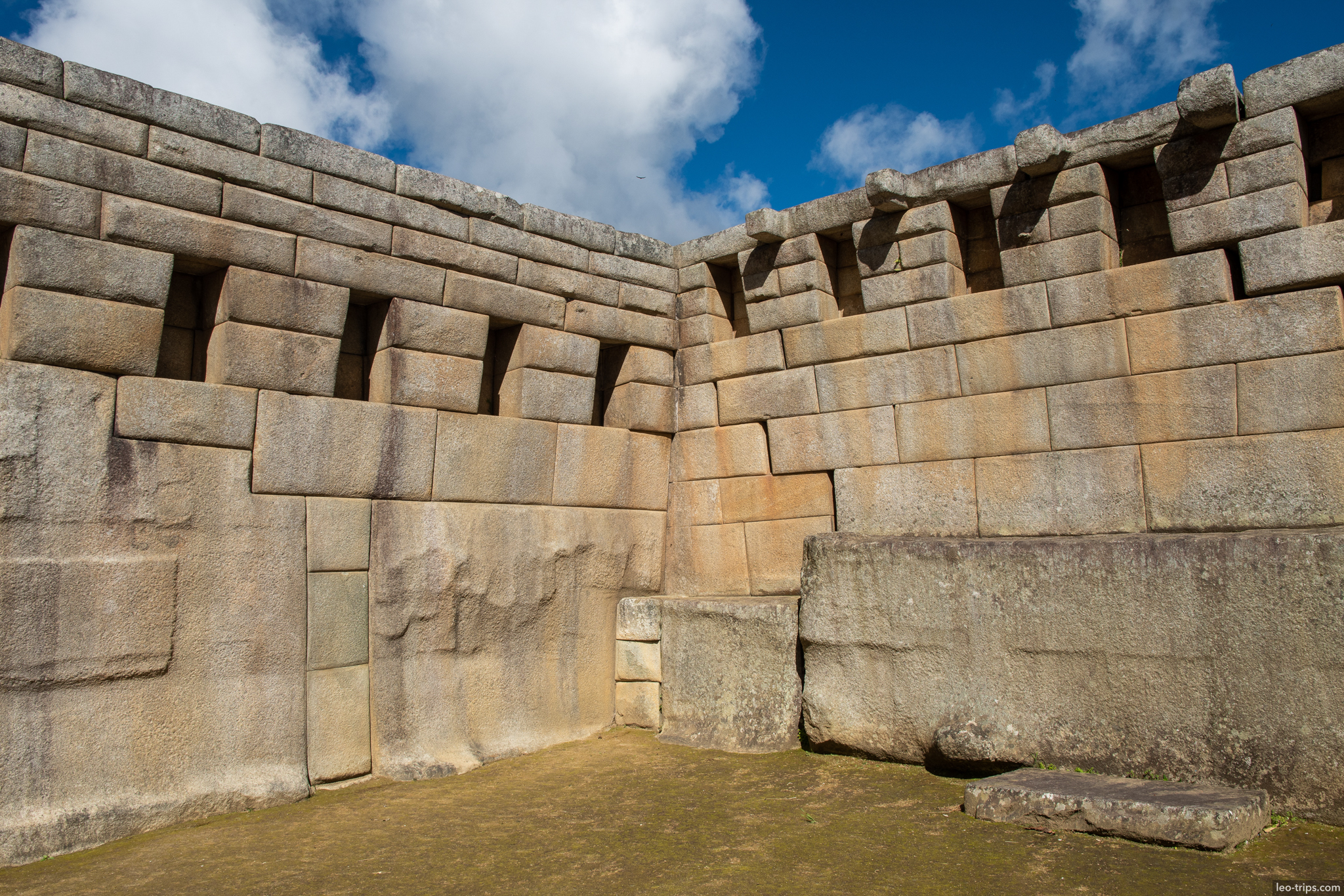 templo tres ventanas three windows temple masonry machu picchu