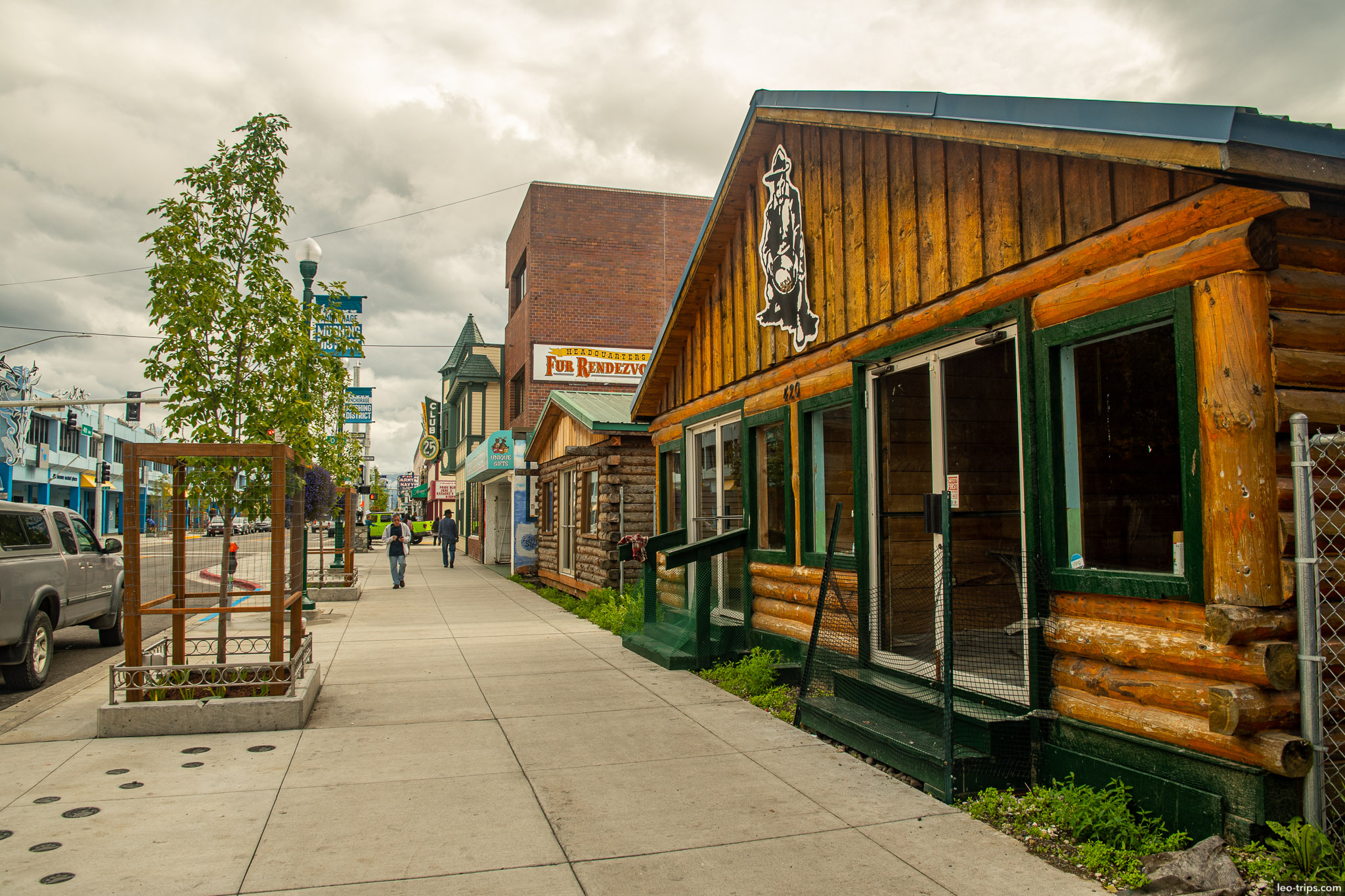 Stores along 4th avenue anchorage