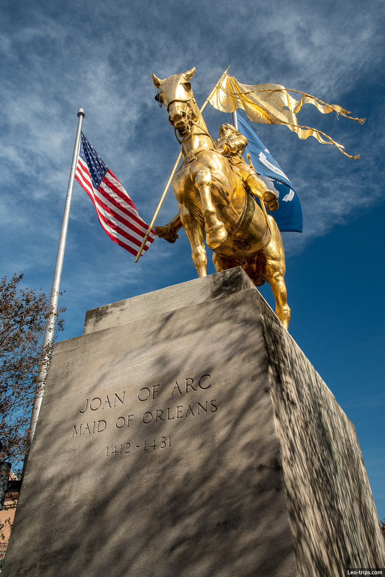 joan of arc gold statue new orleans
