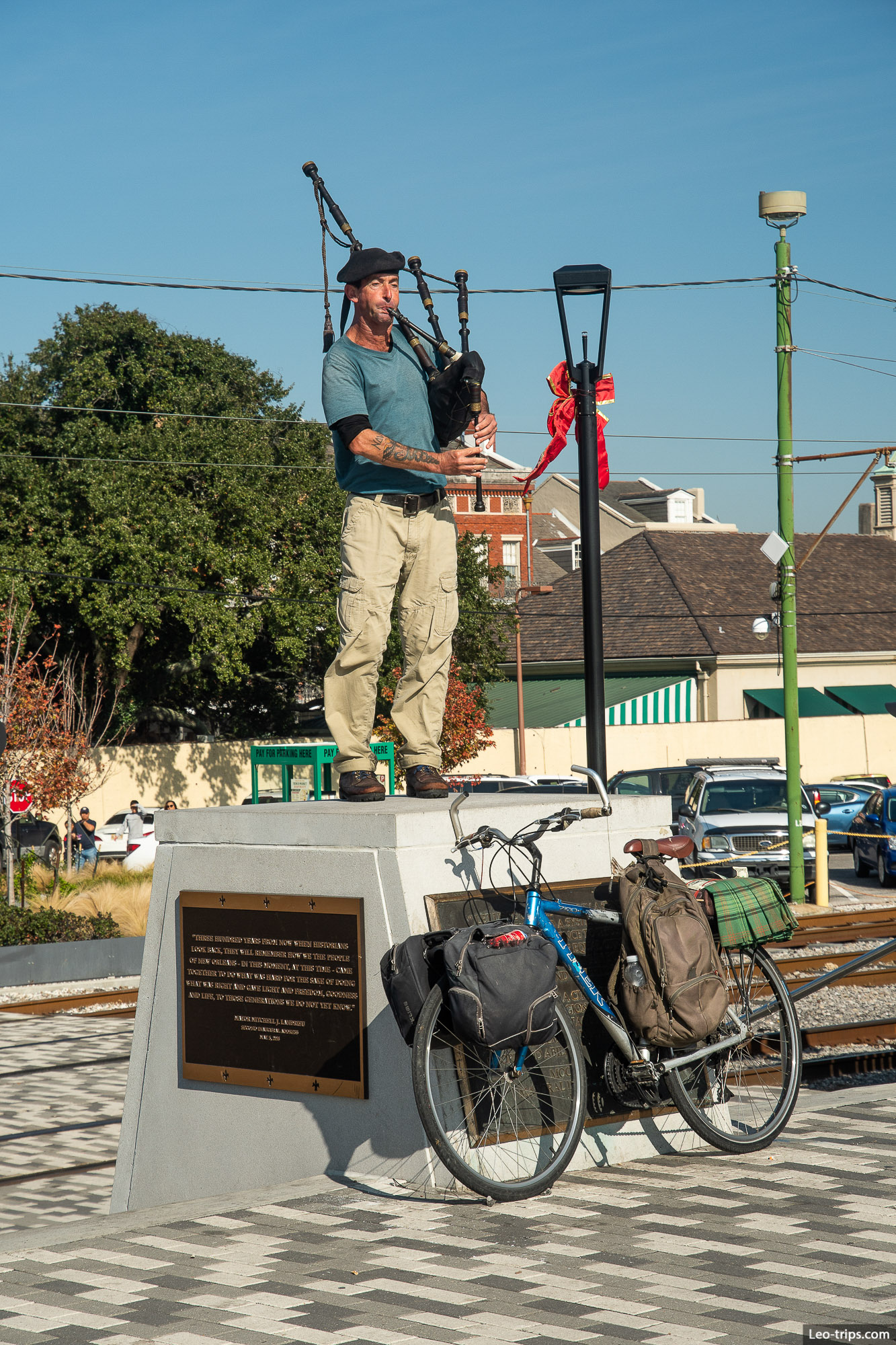 man playing bagpipes new orleans