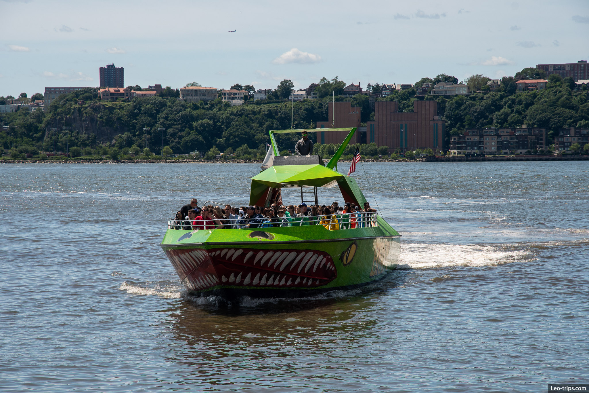hudson tour boat new york city