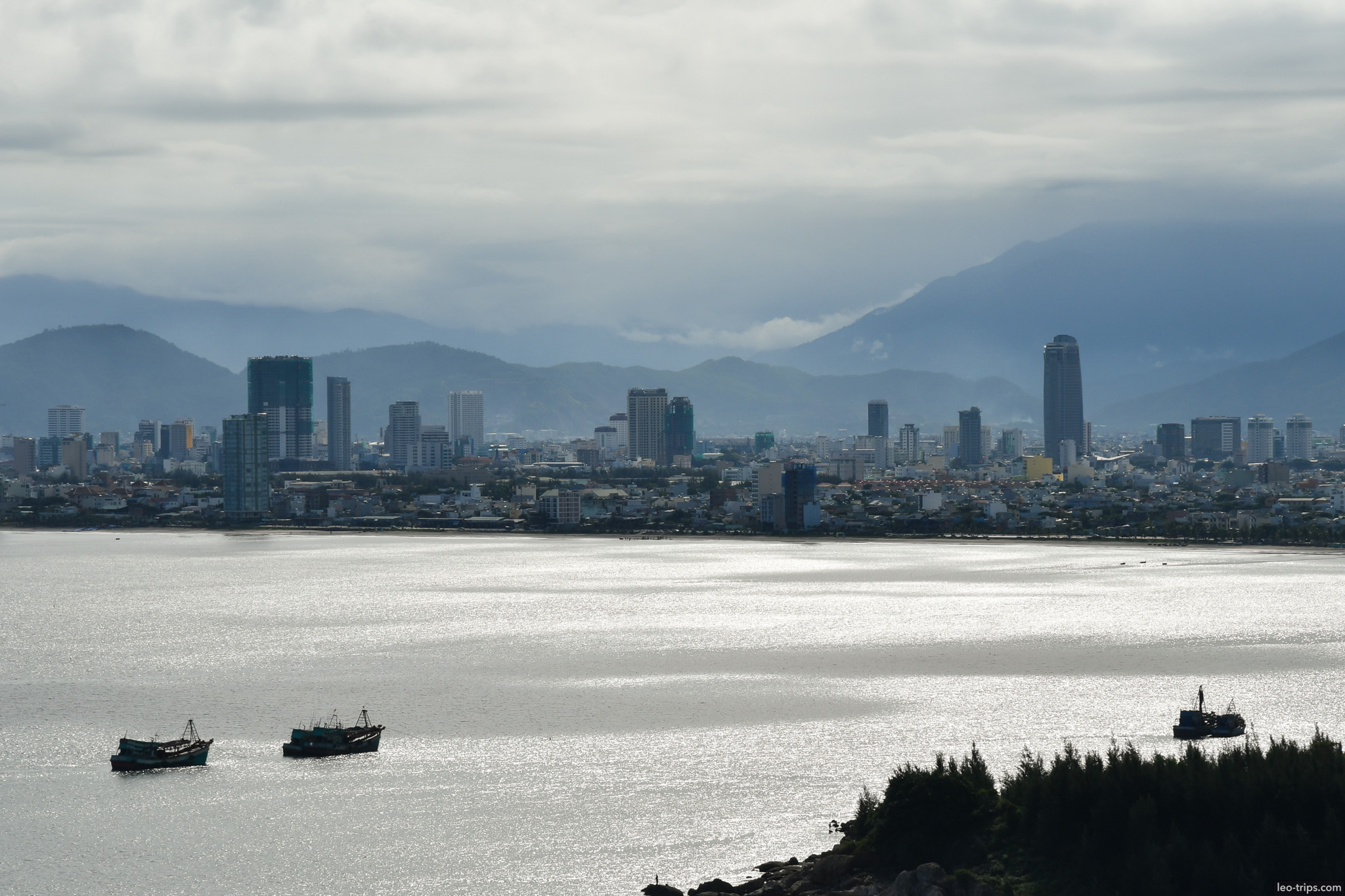 danang city panorama sea fishing boats aerial da nang