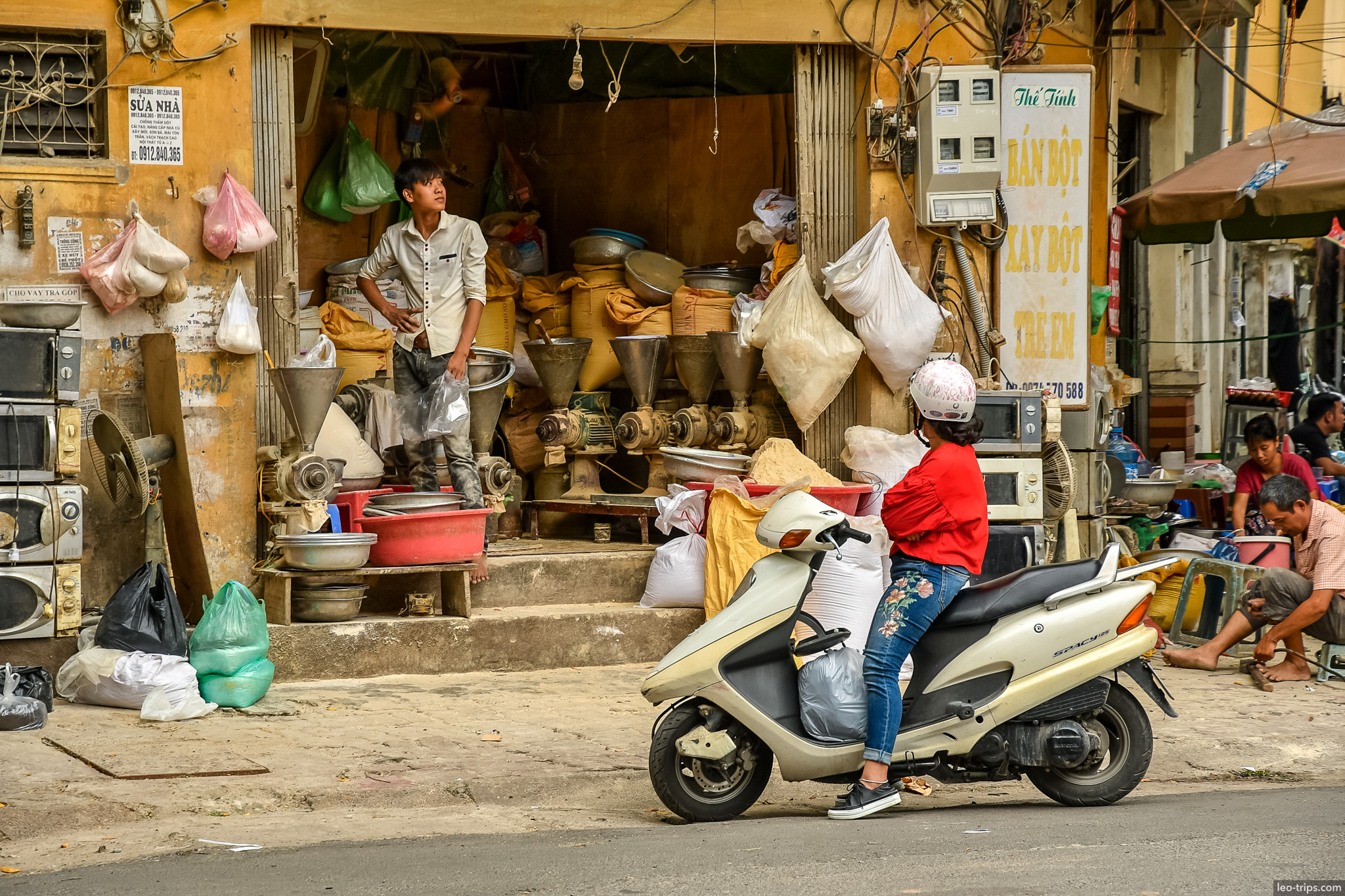 flour mill street vendor old quarter hanoi hanoi