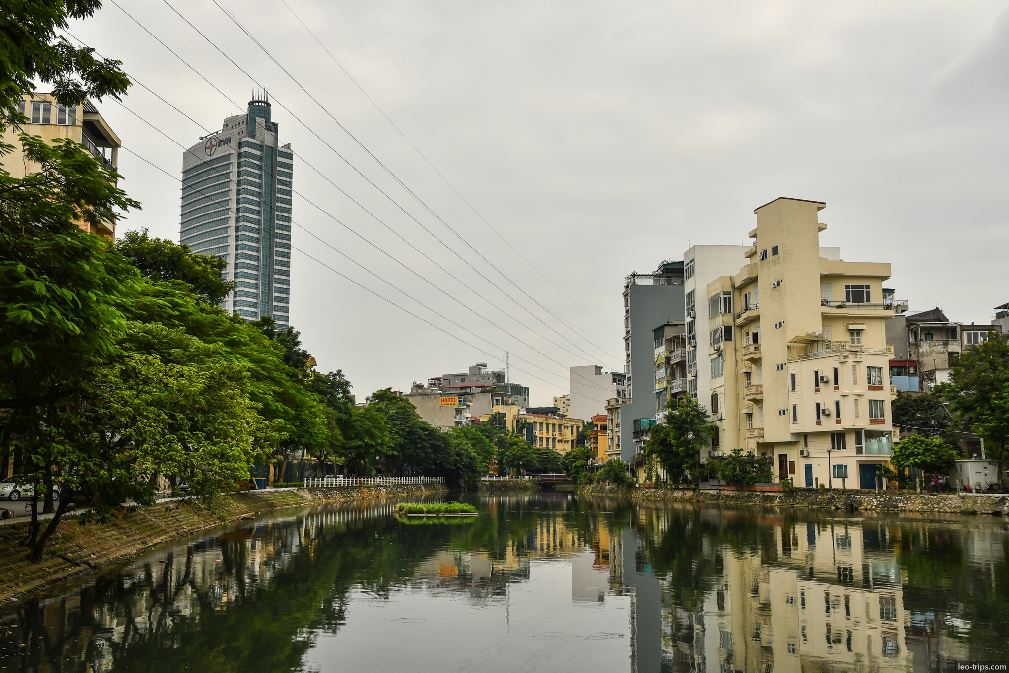 to lich river canal city reflection hanoi hanoi