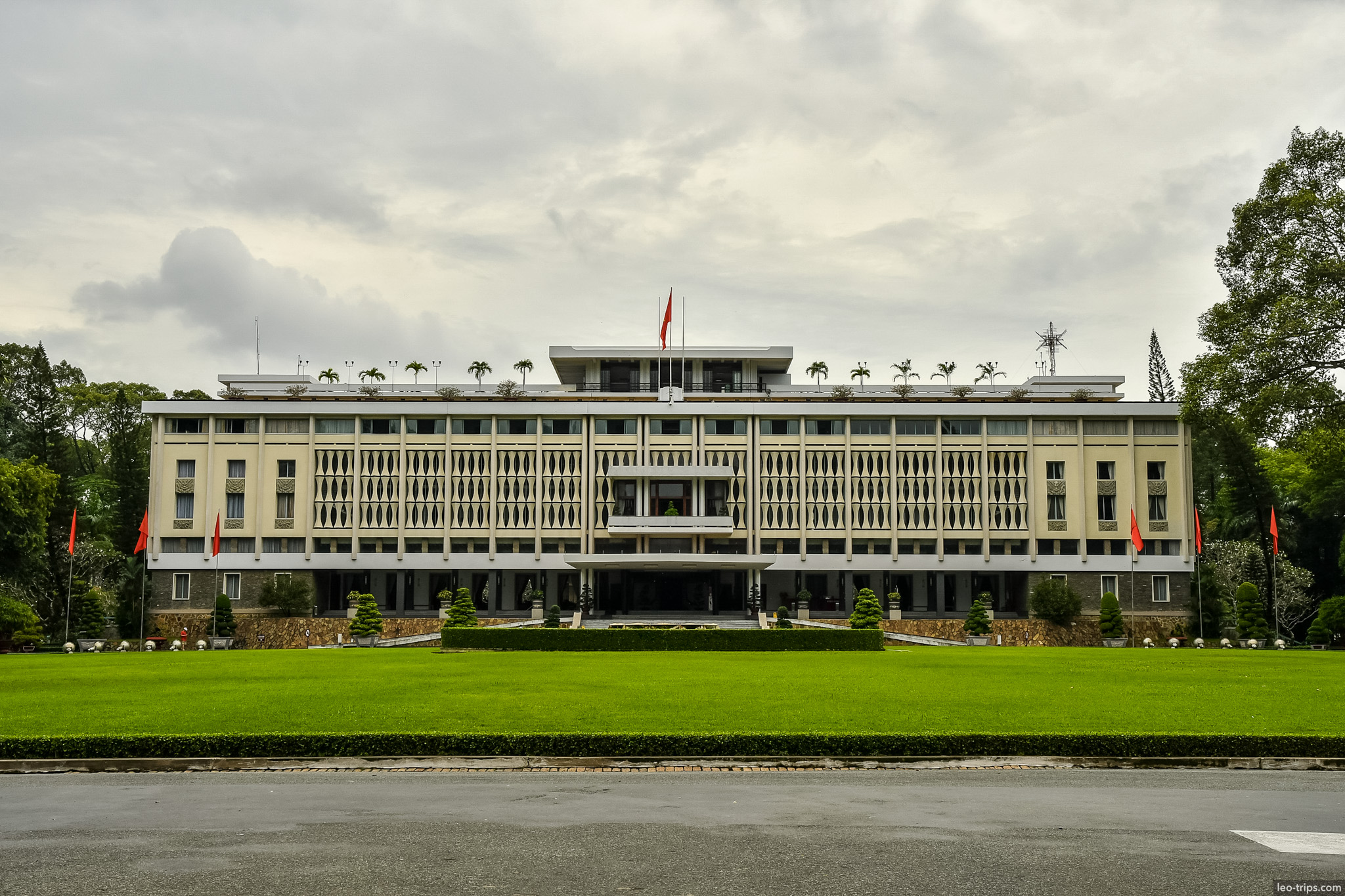 independence palace reunification hall saigon ho chi minh city
