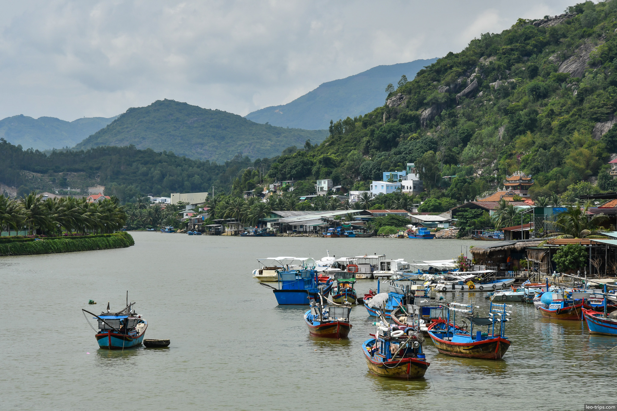 champa island resort fishing boat cai river nha trang