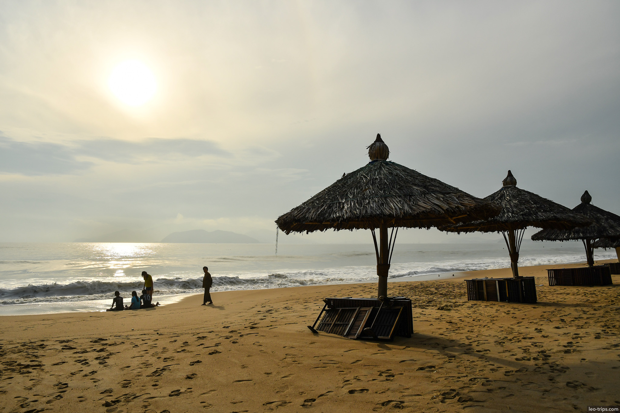 nha trang beach palm trees lifeguard tower path nha trang