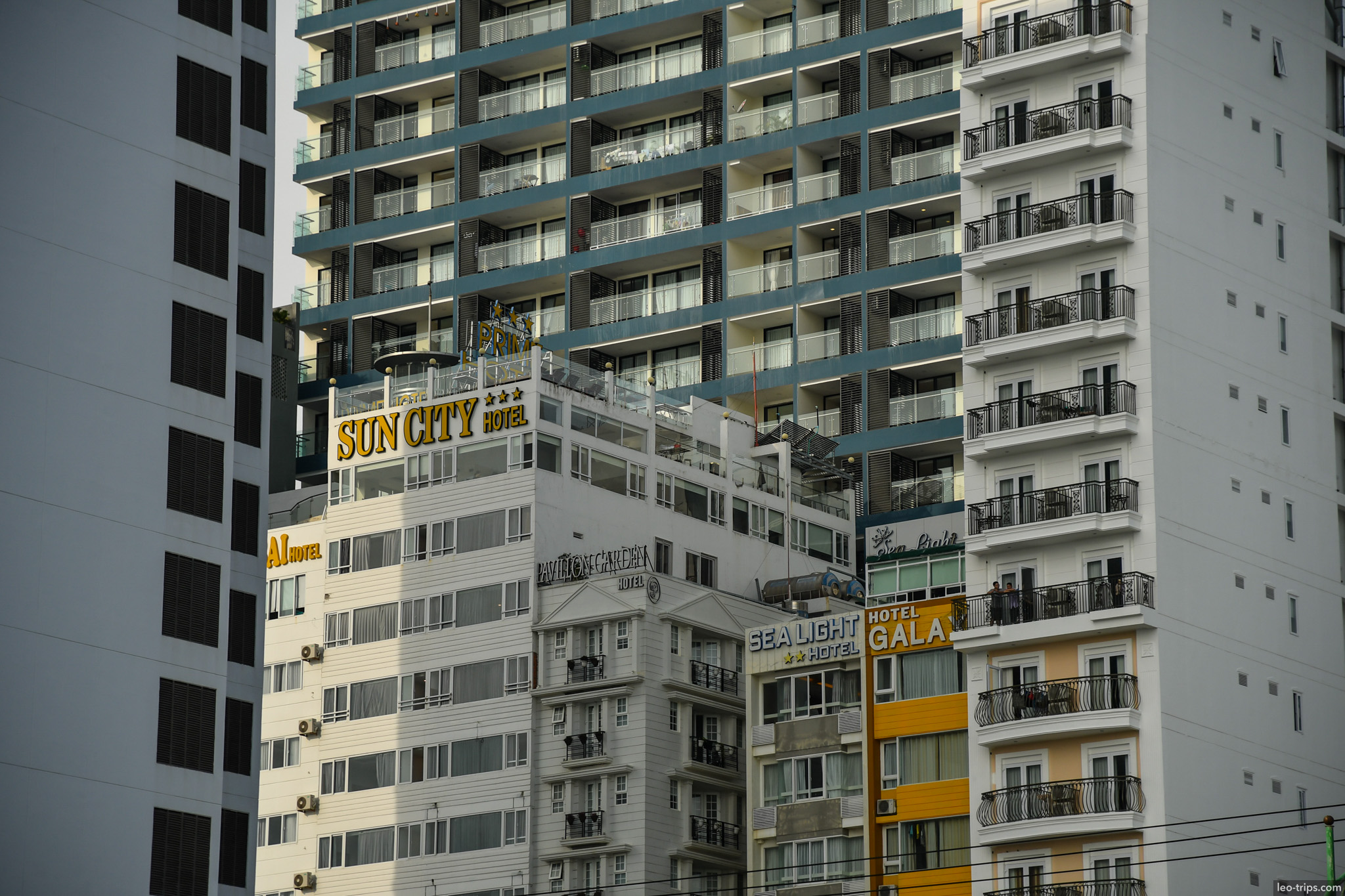 tram huong lotus tower nha trang square nha trang