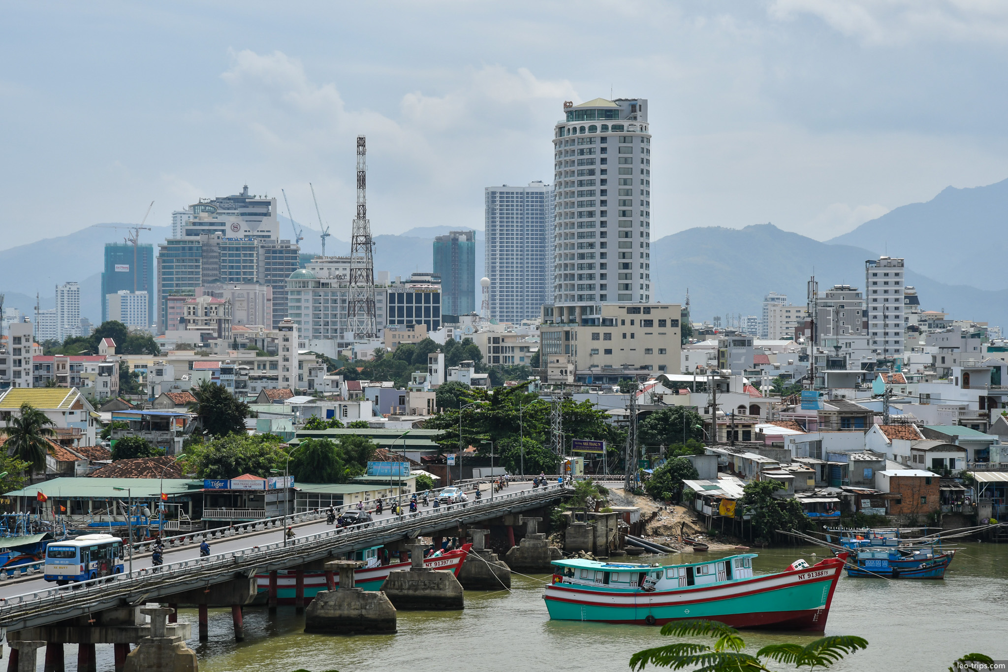 tran phu bridge fishing boats nha trang bay nha trang